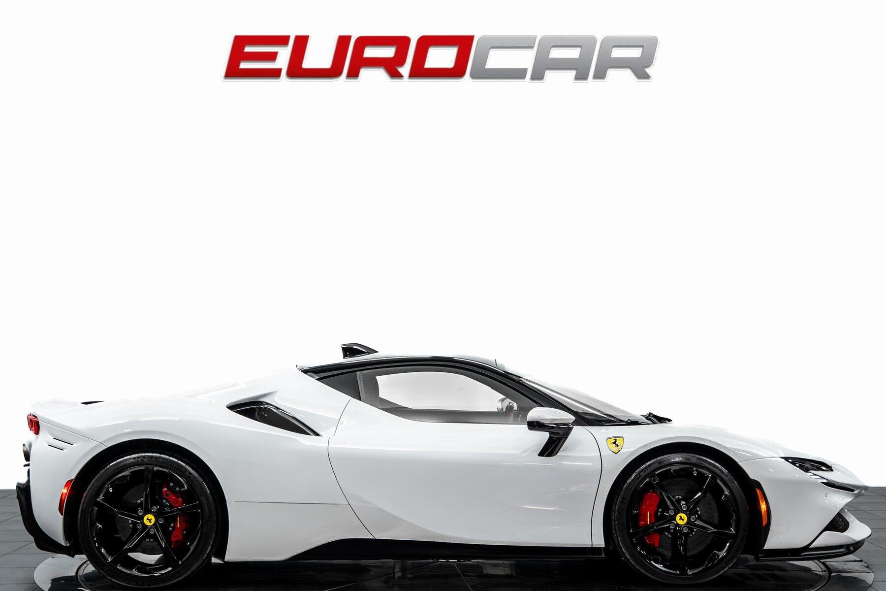 2022 Ferrari SF90 Stradale *CARBON STEERING WHEEL * FRONT PPF*Image 6