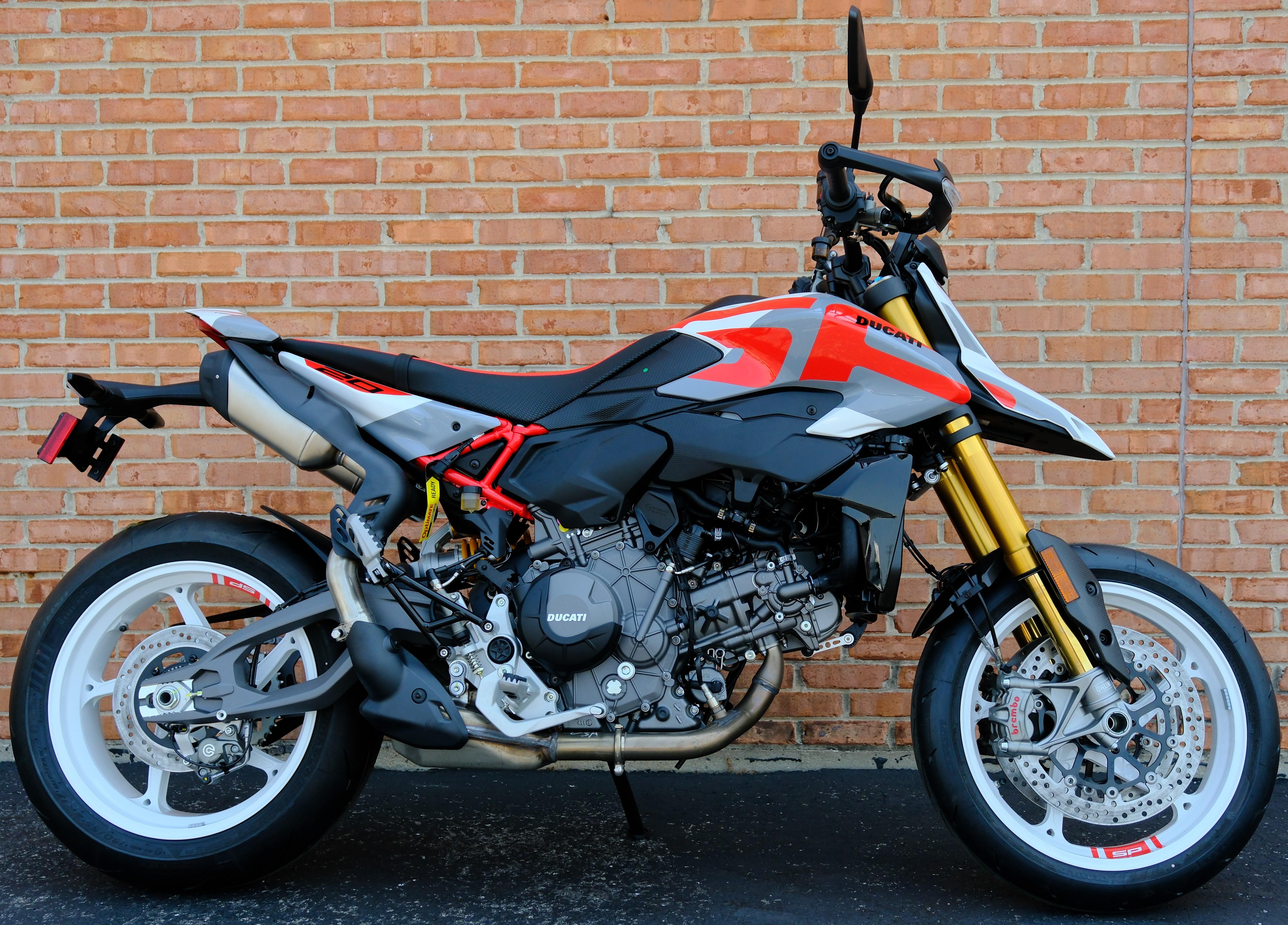 2026 Ducati Hypermotard V2 SP