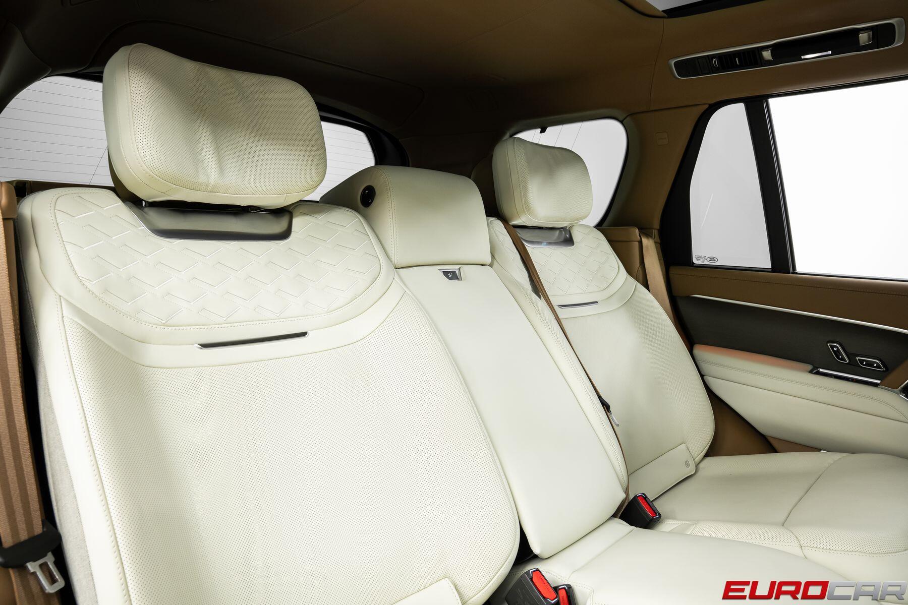 2026 Land Rover Range Rover SV *EXECUTIVE REAR SEATS * REAR ENTERTAINMENT*Image 38