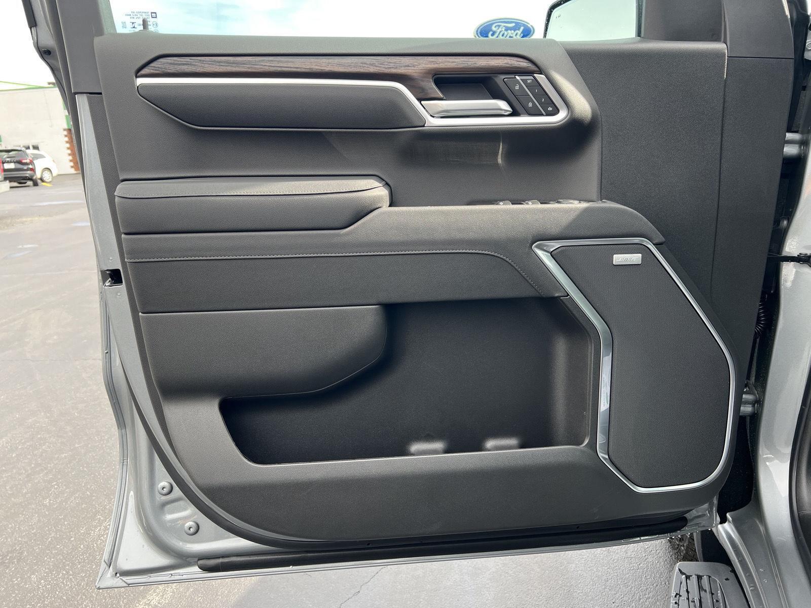 2026 GMC Sierra 1500 SLT - Photo 16
