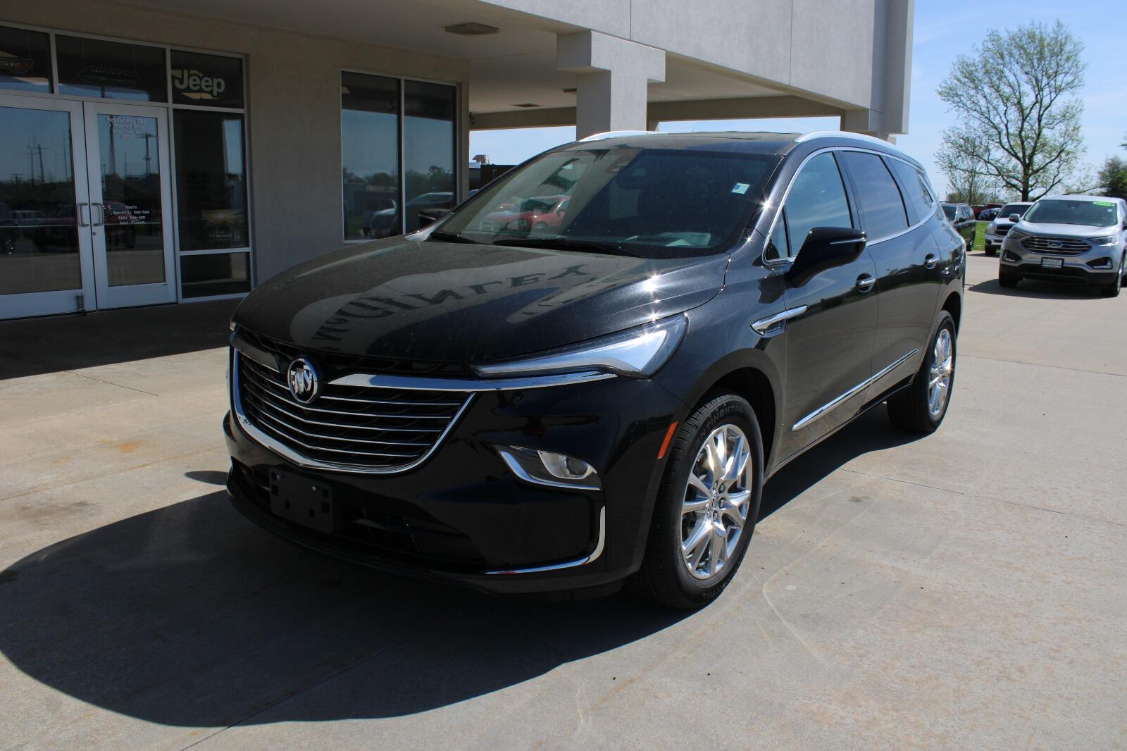 Used 2024 Buick Enclave Premium with VIN 5GAEVBKW6RJ138882 for sale in Highland, IL