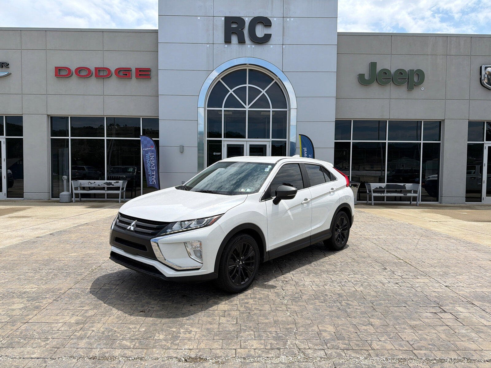 Used 2020 Mitsubishi Eclipse Cross LE with VIN JA4AS4AA7LZ002951 for sale in Newell, WV