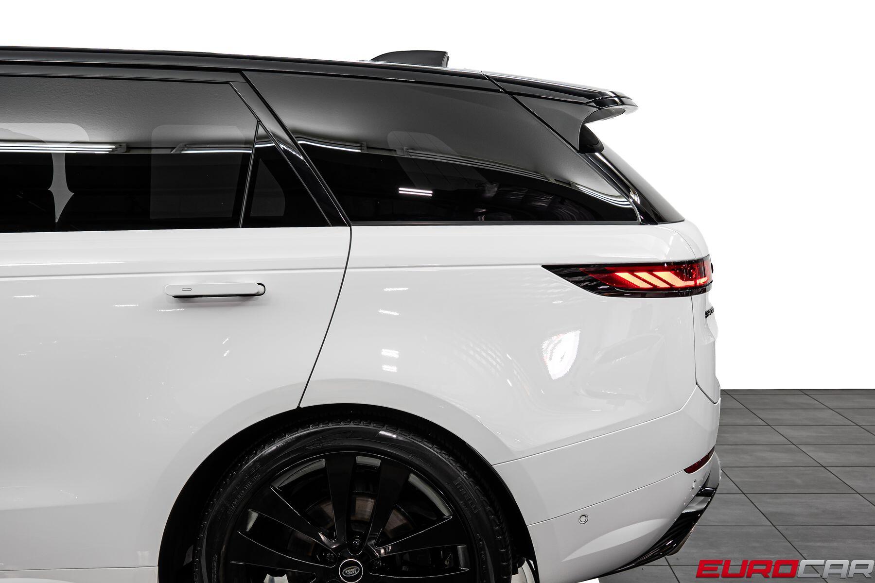 2024 Land Rover Range Rover Sport Dynamic SE *PANORAMIC SUNROOF*Image 16