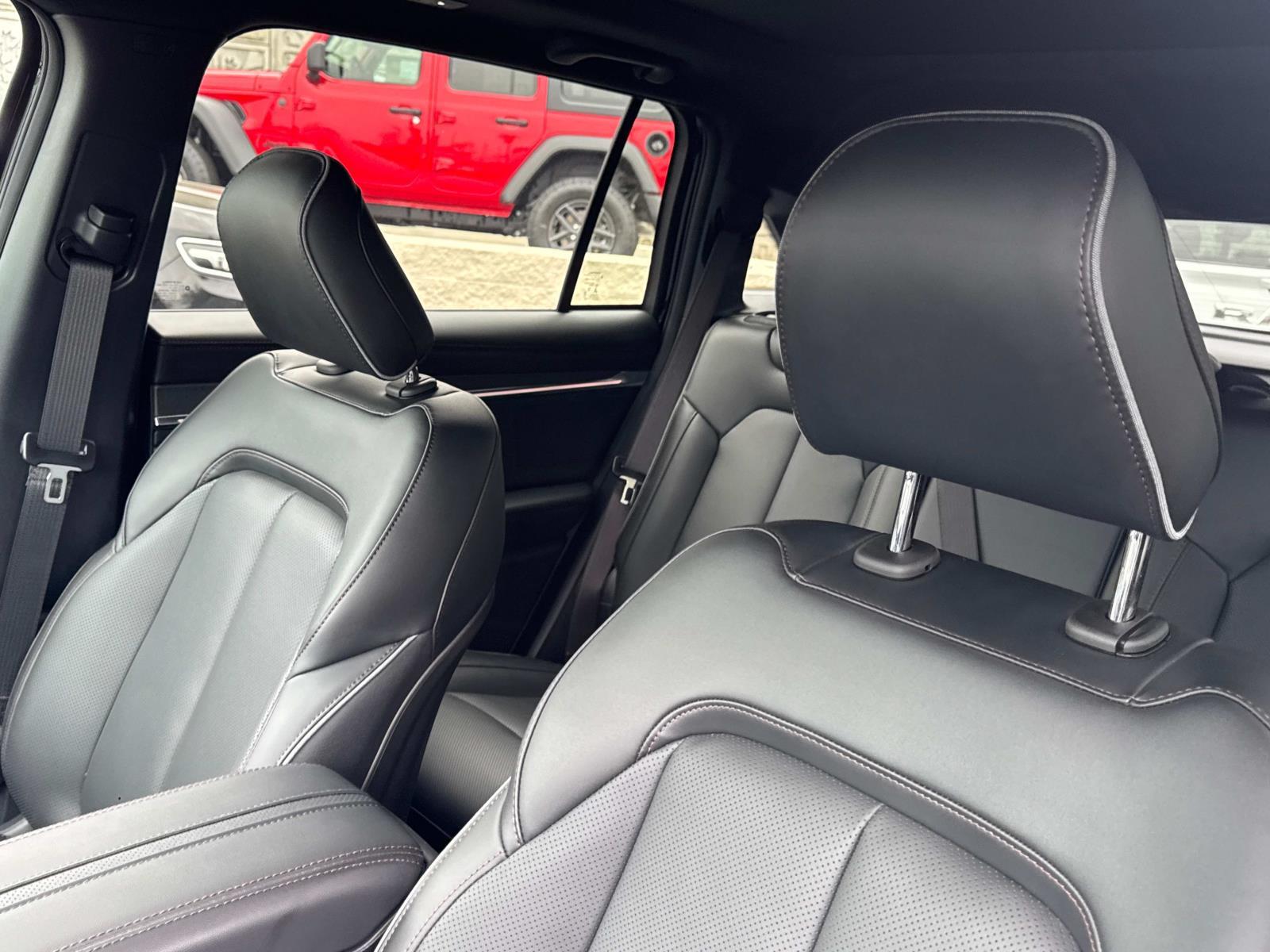2025 Jeep Wagoneer S Limited - Photo 20