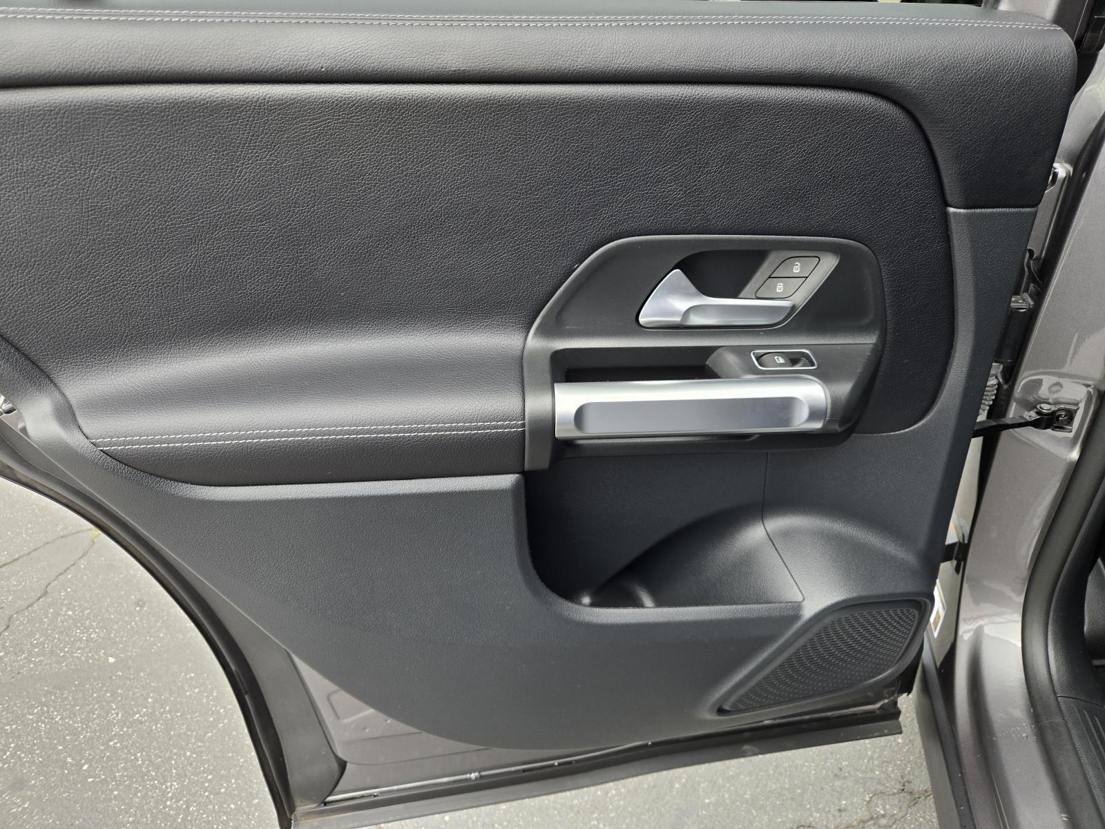 2022 Mercedes-Benz GLB Base - Photo 25