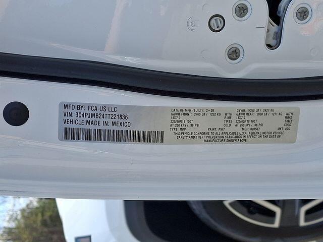 2026 Jeep Cherokee Laredo - Photo 16