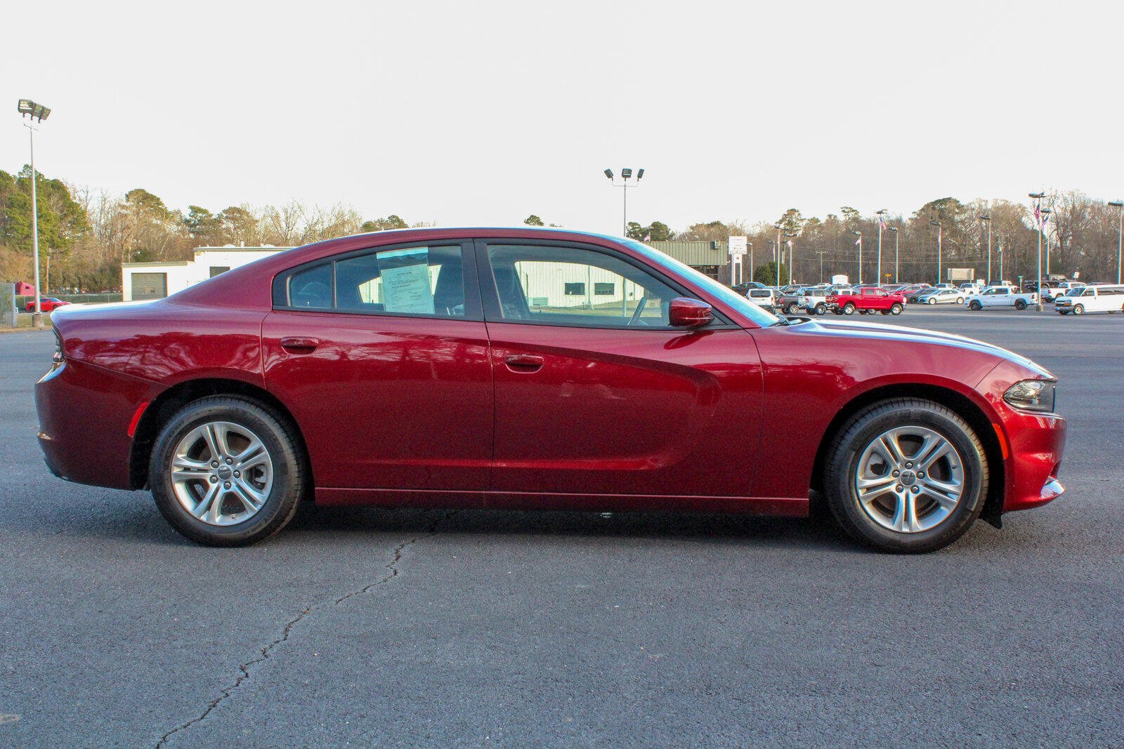 Used 2022 Dodge Charger SXT with VIN 2C3CDXBG9NH239896 for sale in Suffolk, VA