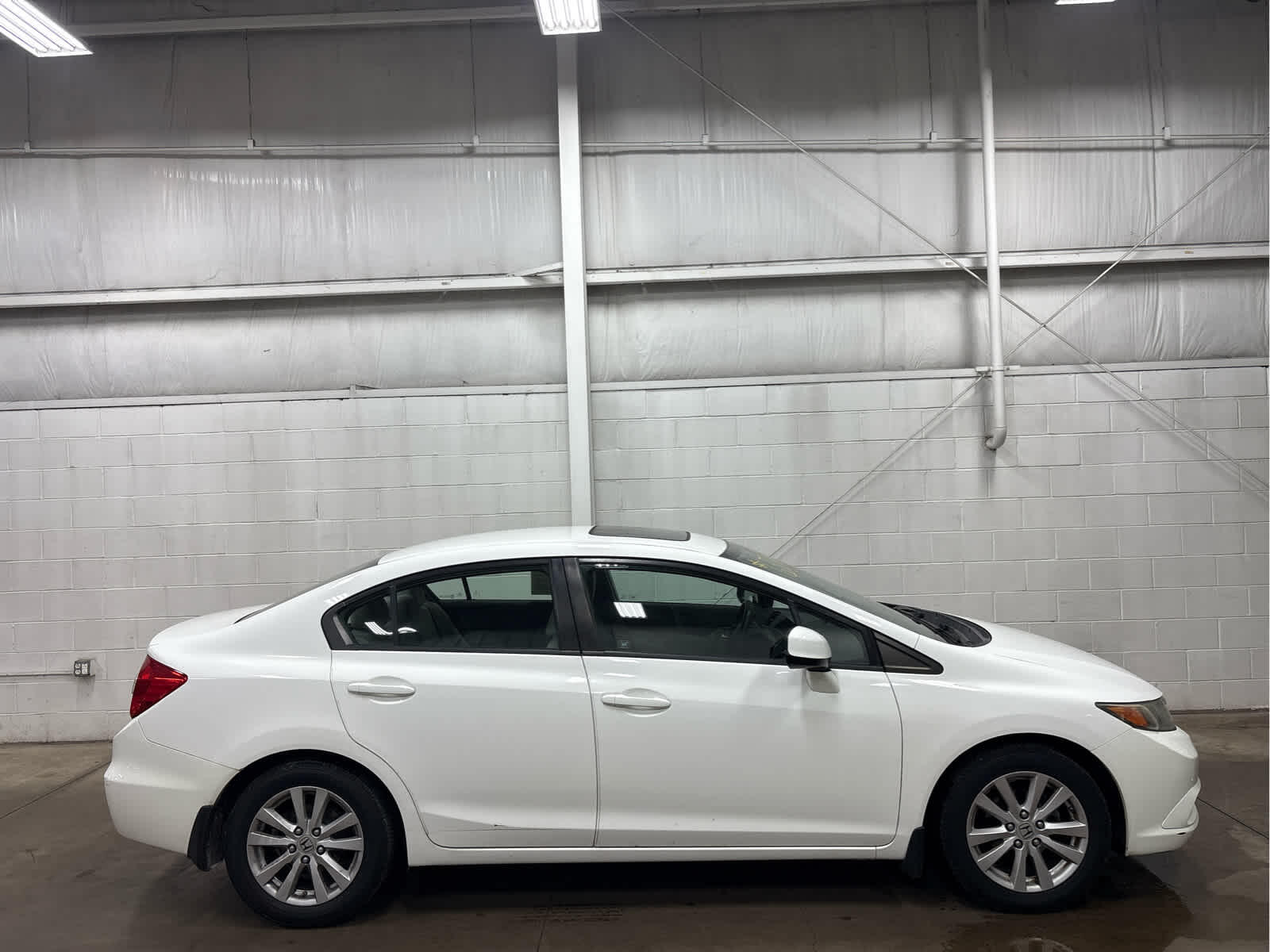 Used 2012 Honda Civic EX with VIN 19XFB2F87CE054209 for sale in Wilmington, OH