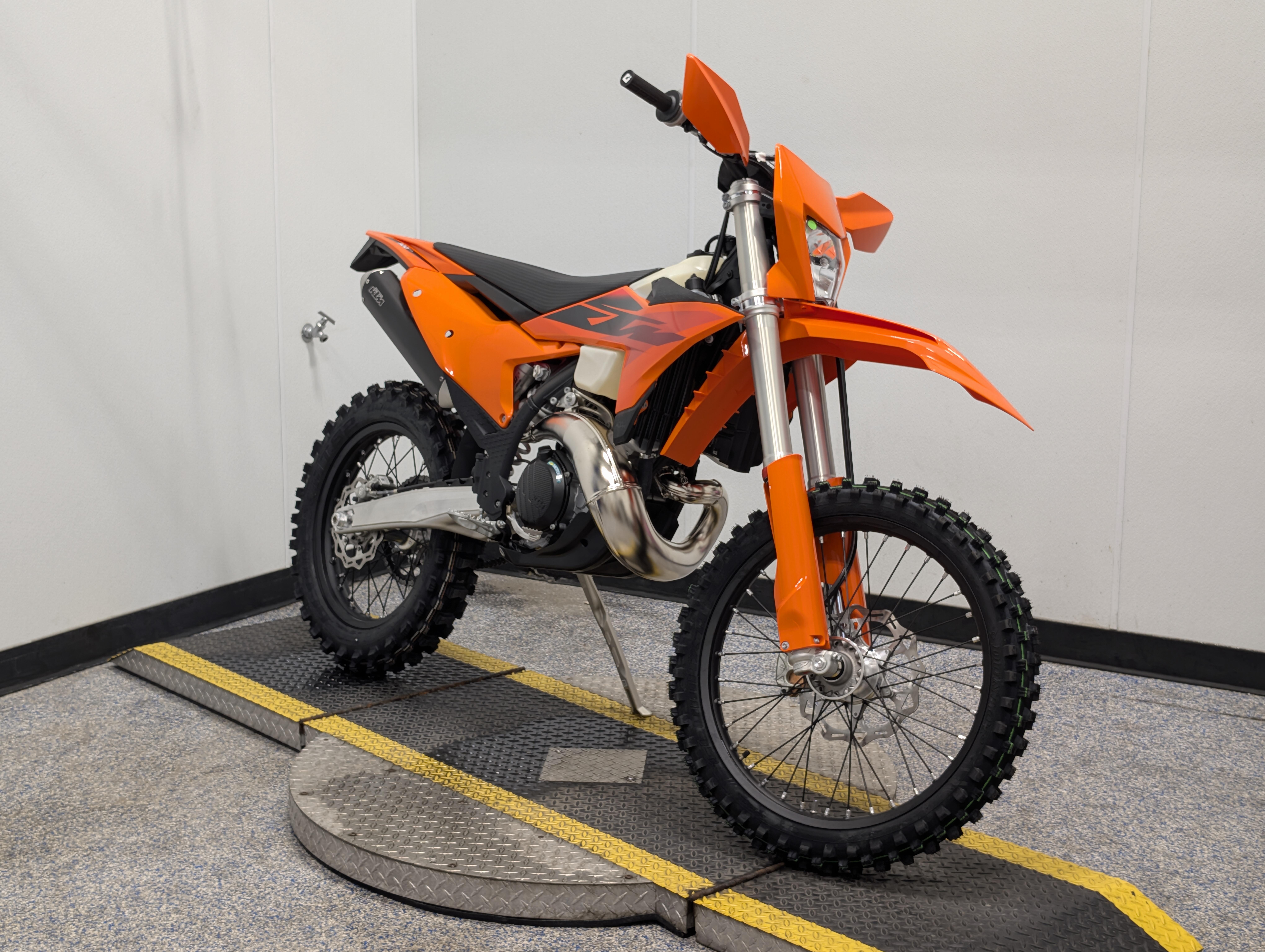 2027 KTM XC-W 300