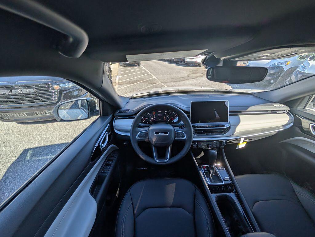2026 Jeep Compass Limited - Photo 8