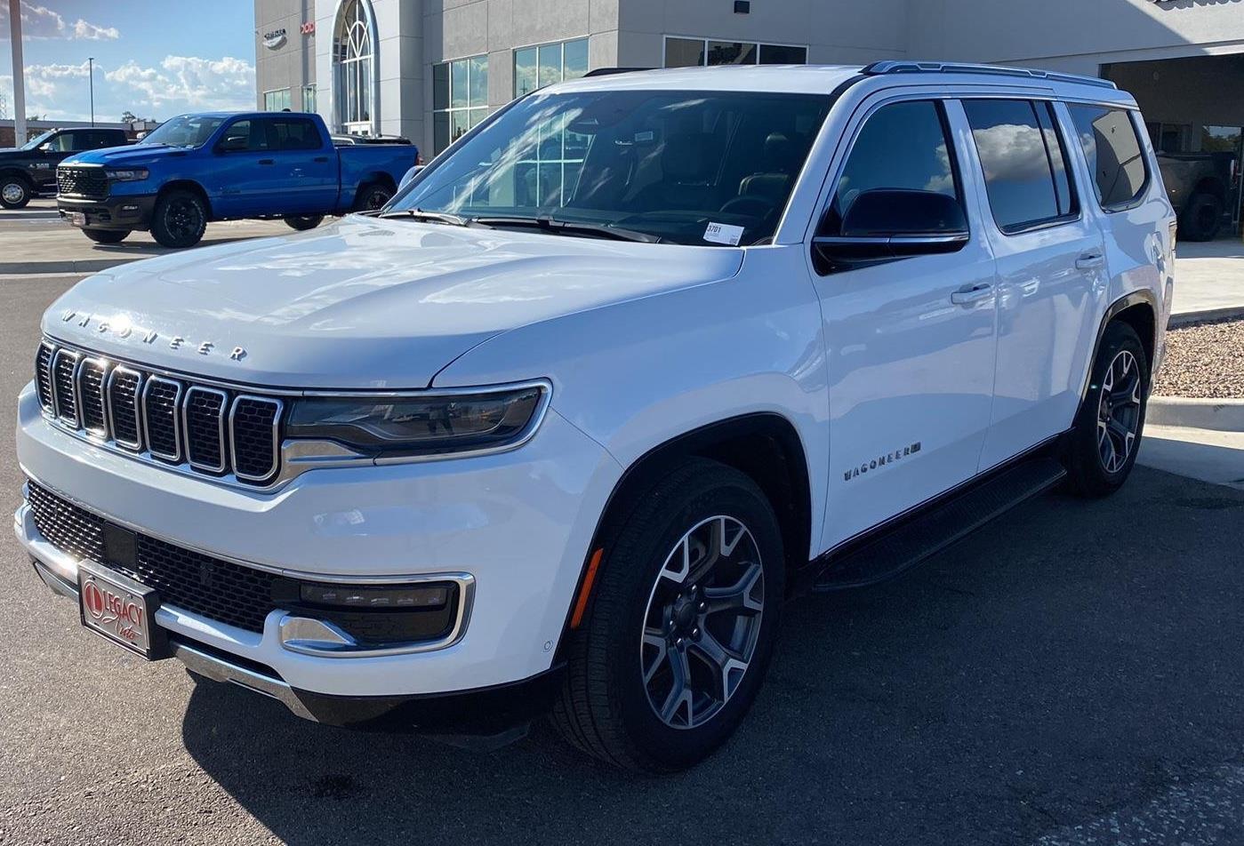 2023 Jeep Wagoneer Series III's photo