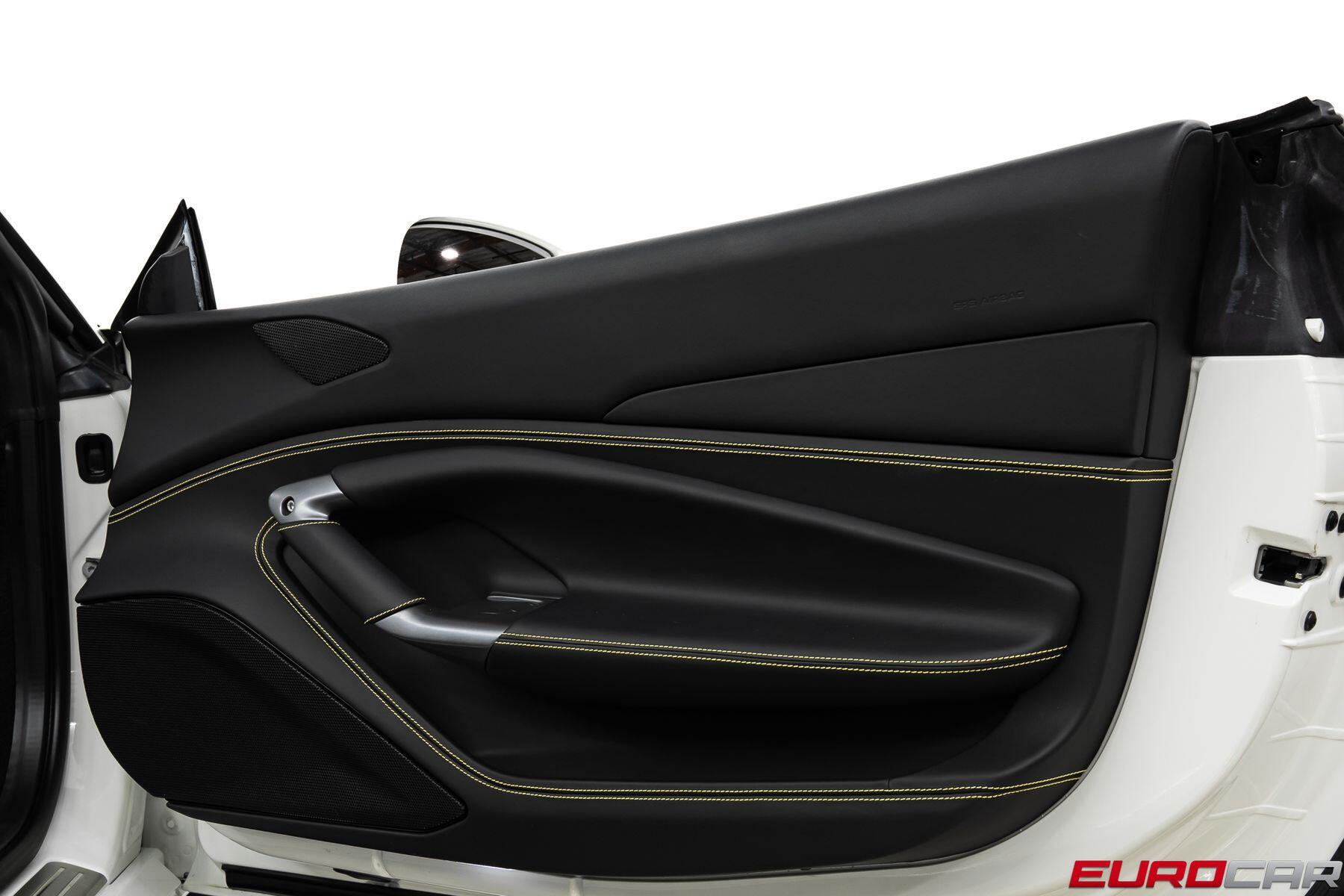 2022 Ferrari F8 Spider *CARBON STEERING WHEEL * FRONT LIFT*Image 29