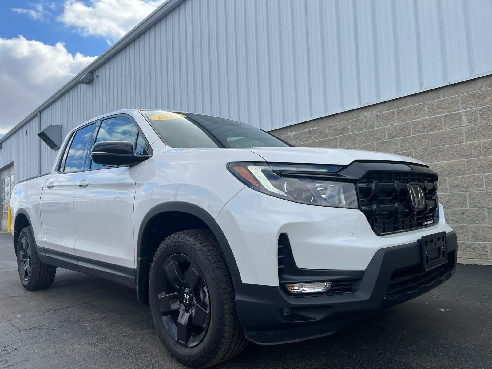 Used 2024 Honda Ridgeline Black Edition with VIN 5FPYK3F83RB019627 for sale in Wilmington, OH