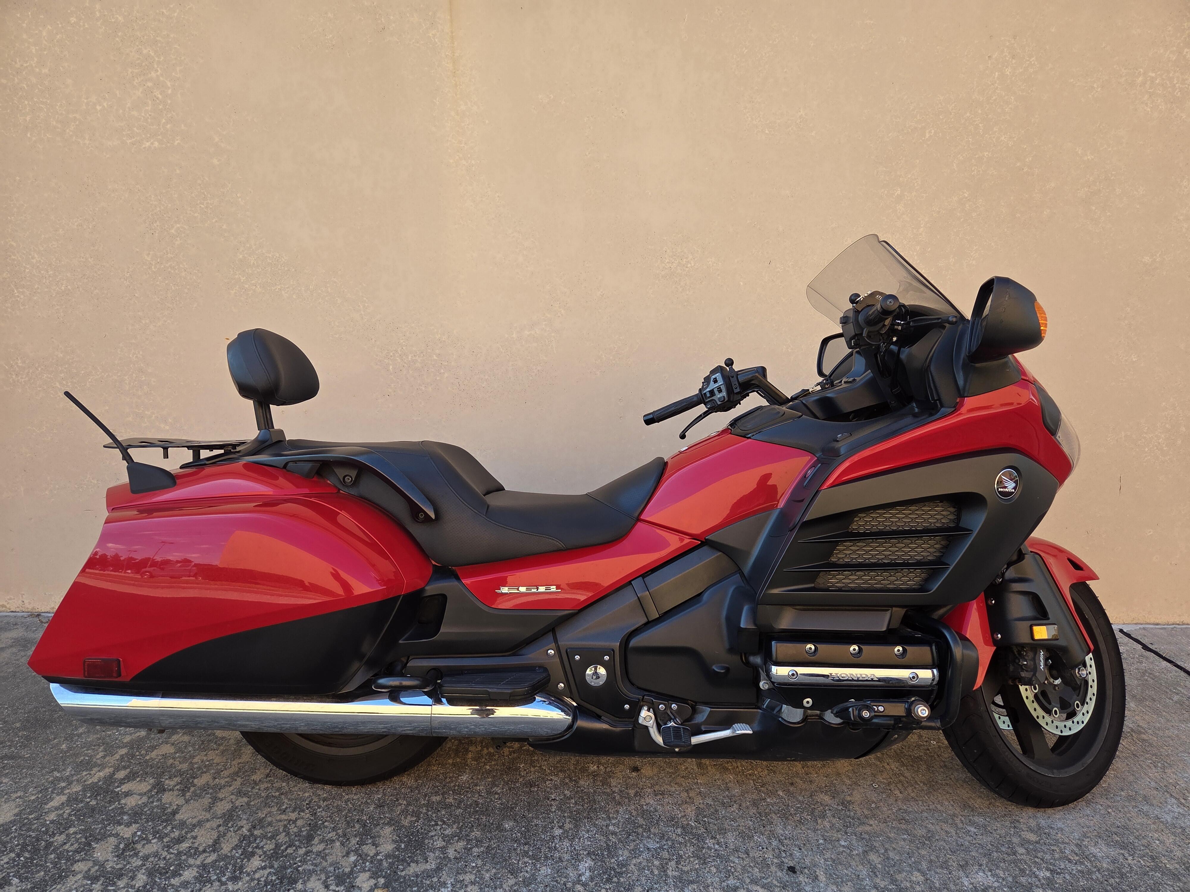 2013 HONDA GL1800BDD