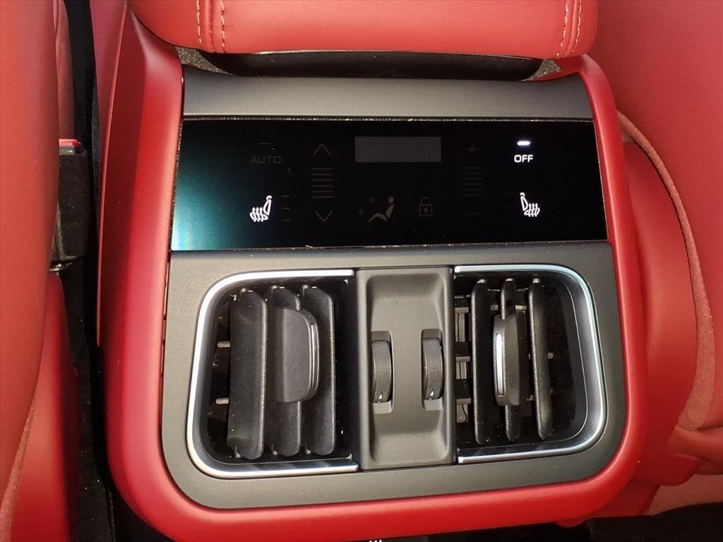 2026 Maserati Grecale Modena V6 - Photo 22