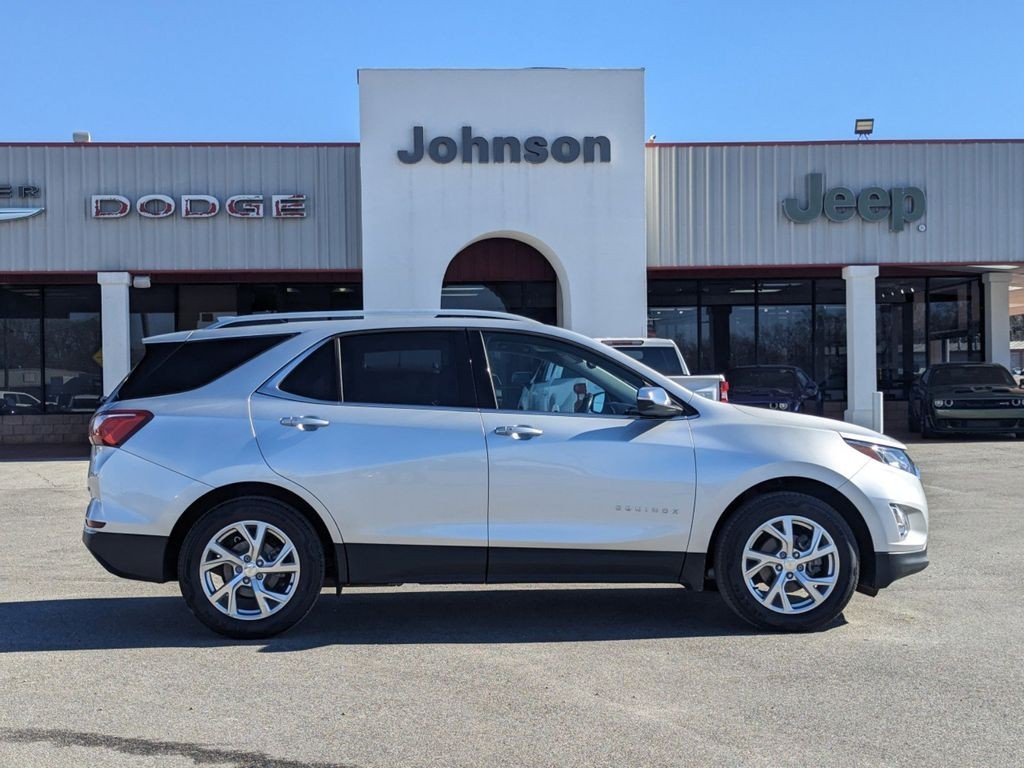 Used 2018 Chevrolet Equinox Premier with VIN 3GNAXMEV9JS595590 for sale in Meridian, MS