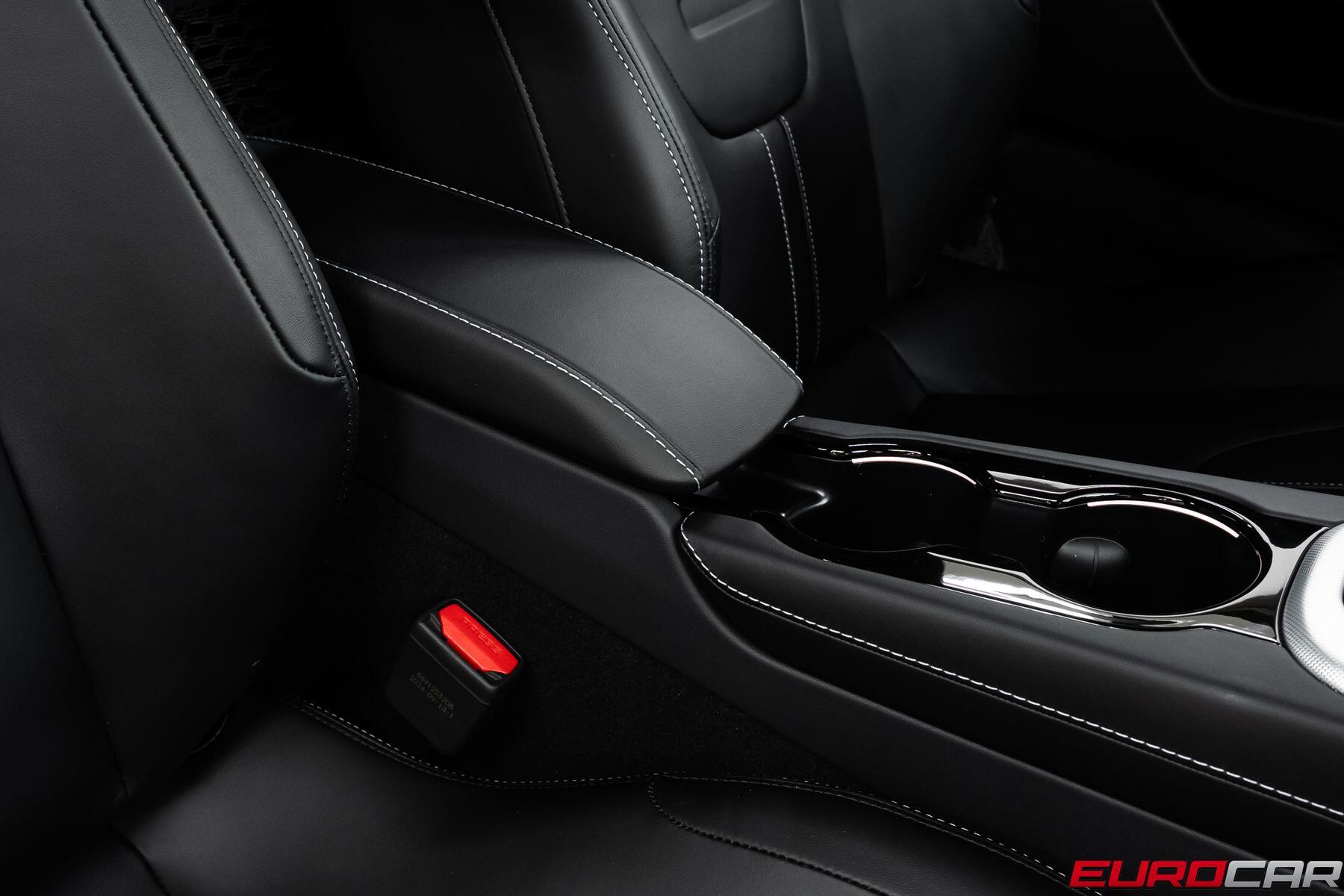2026 Lotus Emira - Photo 35