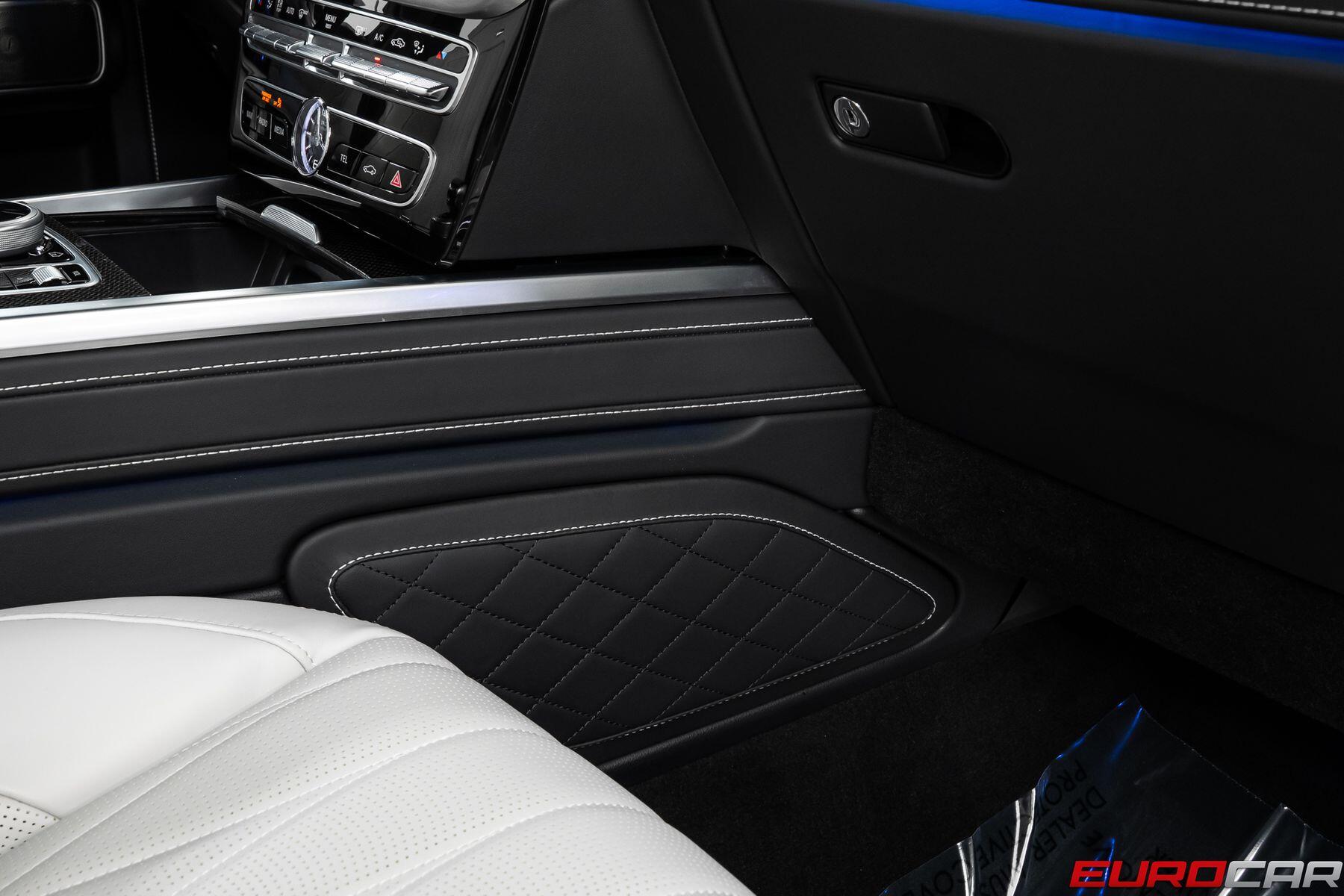 2022 Mercedes-Benz G-Class G 63 AMG 4x4 *AMG NIGHT PACKAGE PLUS * CARBON EXTEImage 38