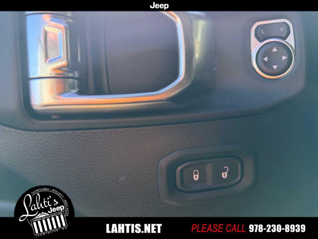 2026 Jeep Wrangler 2-Door Rubicon - Photo 29