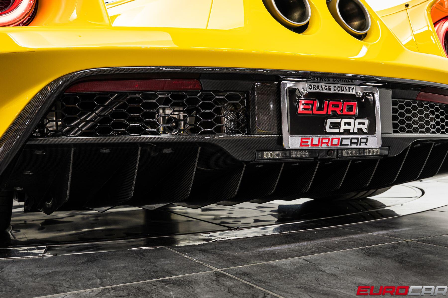 2020 Ford GT *ONLY 213 MILES * CARBON EXTERIOR PACK*Image 37
