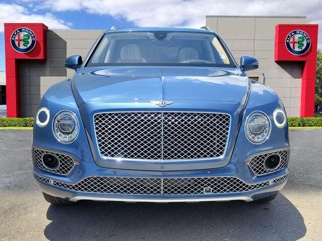 Used 2017 Bentley Bentayga Base with VIN SJAAC2ZV7HC014351 for sale in Miami, FL