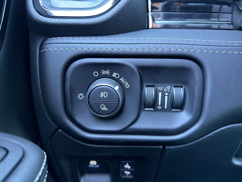 2026 RAM 1500 Limited - Photo 6