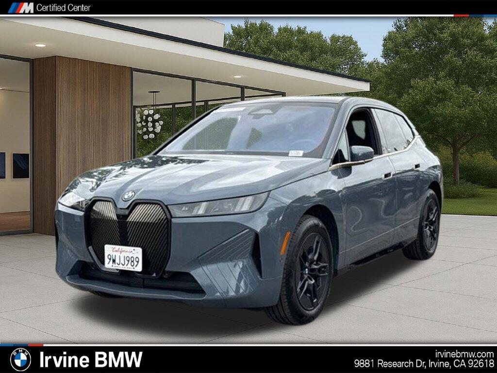 2026 BMW iX xDrive60