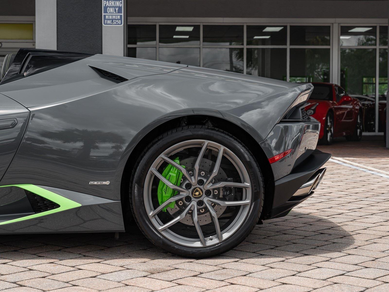 Used 2016 Lamborghini Huracan LP 610-4 Spyder