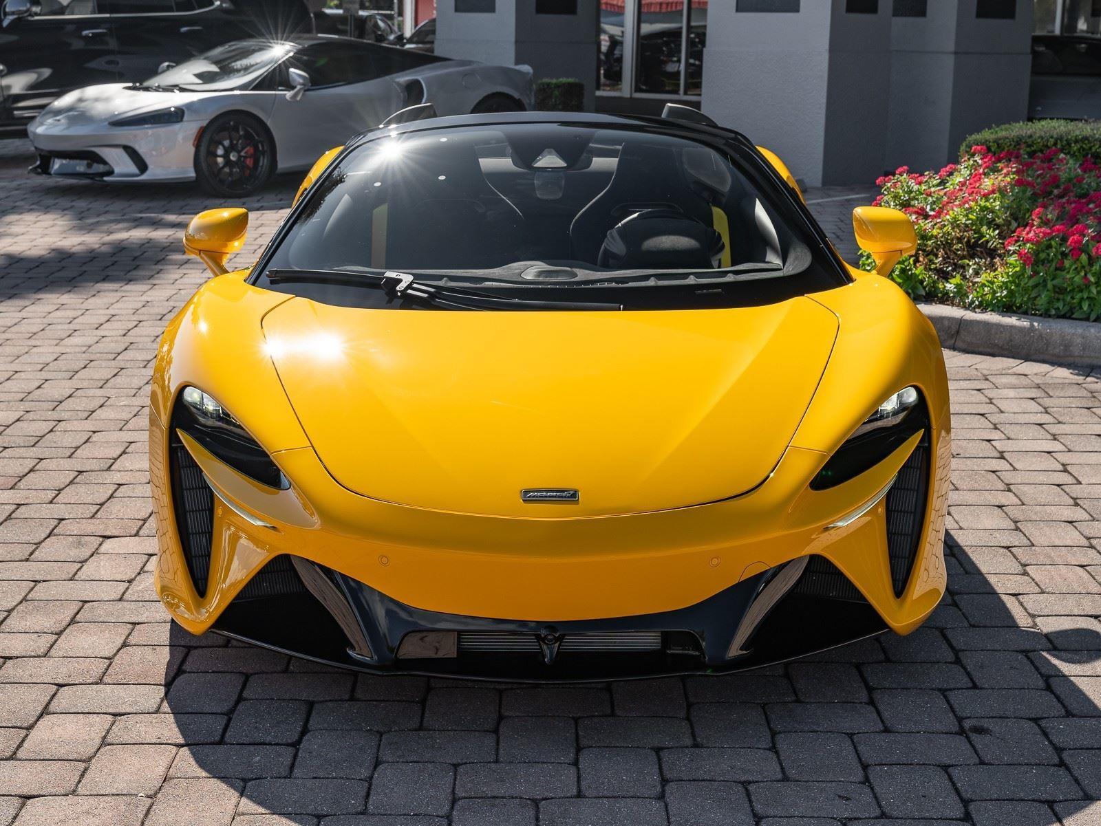 Used 2025 McLaren Artura TechLux