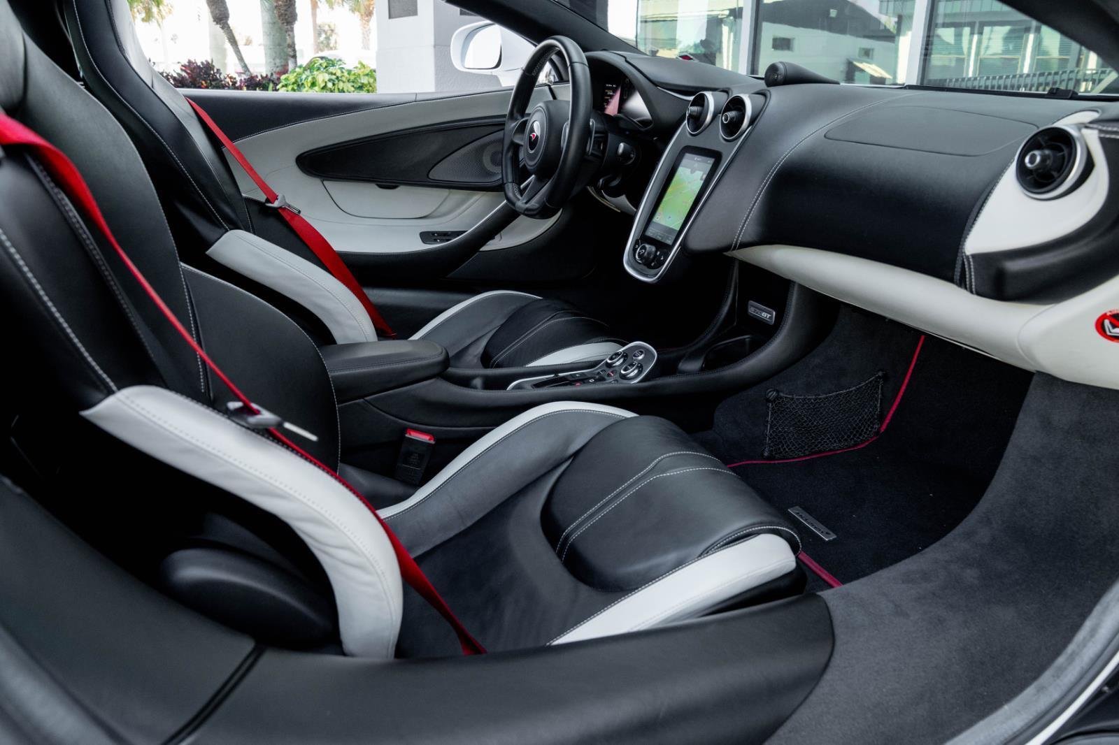 Used 2017 McLaren 570GT 