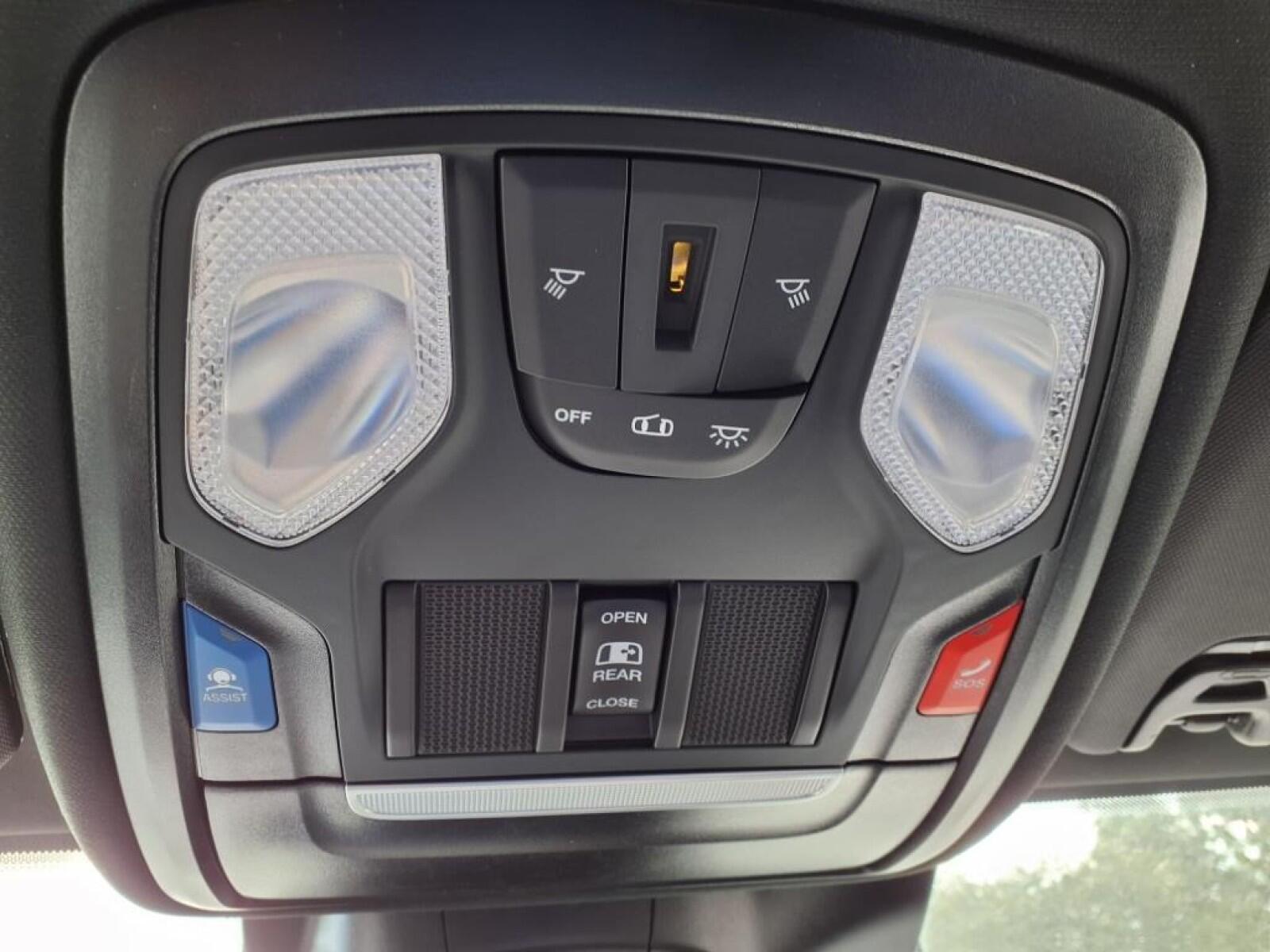 2025 RAM 2500 Tradesman - Photo 16