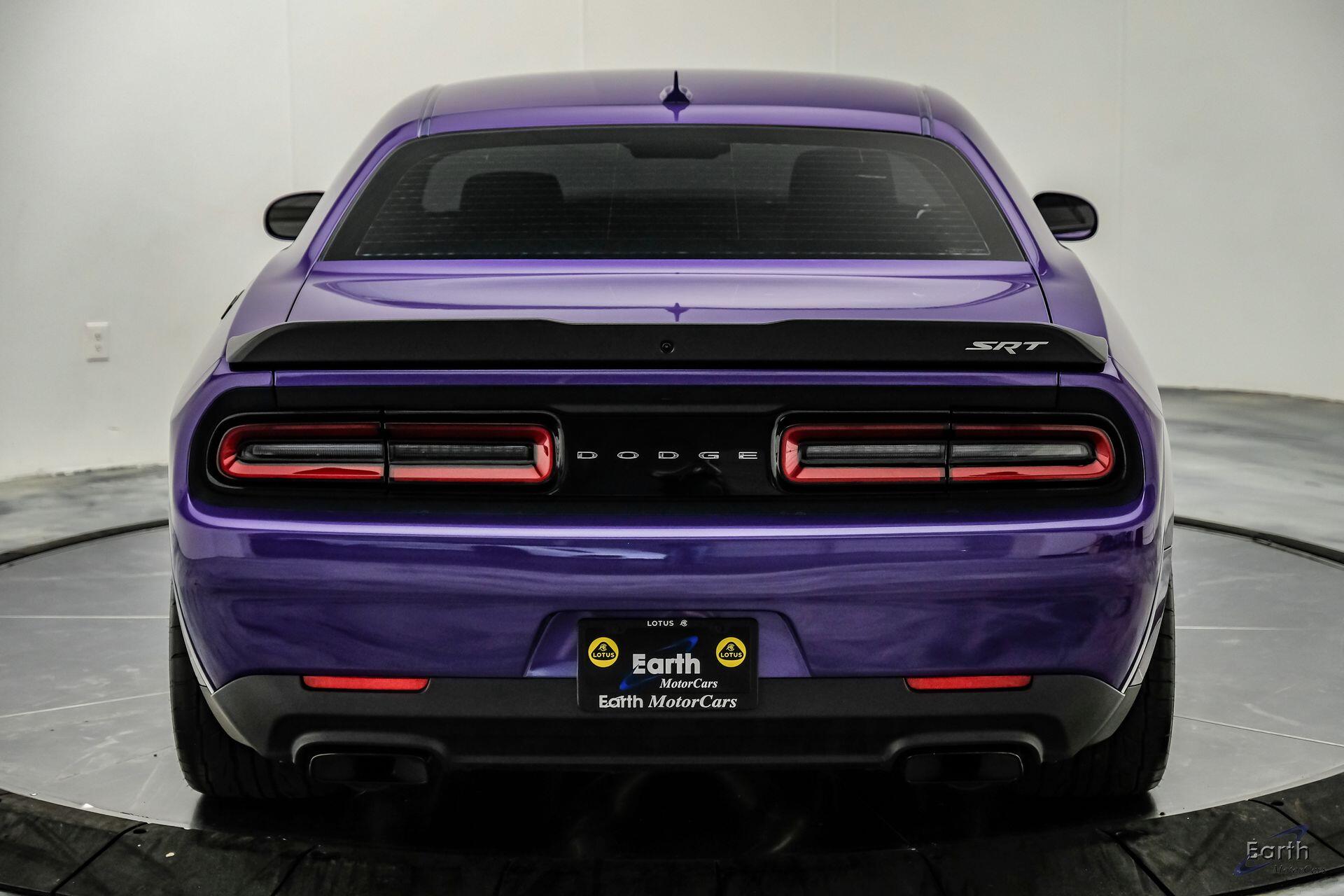 2018 Dodge Challenger SRT - Photo 16