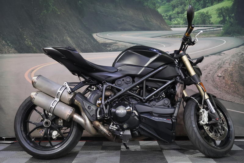 2013 Ducati STREETFIGHTER 848