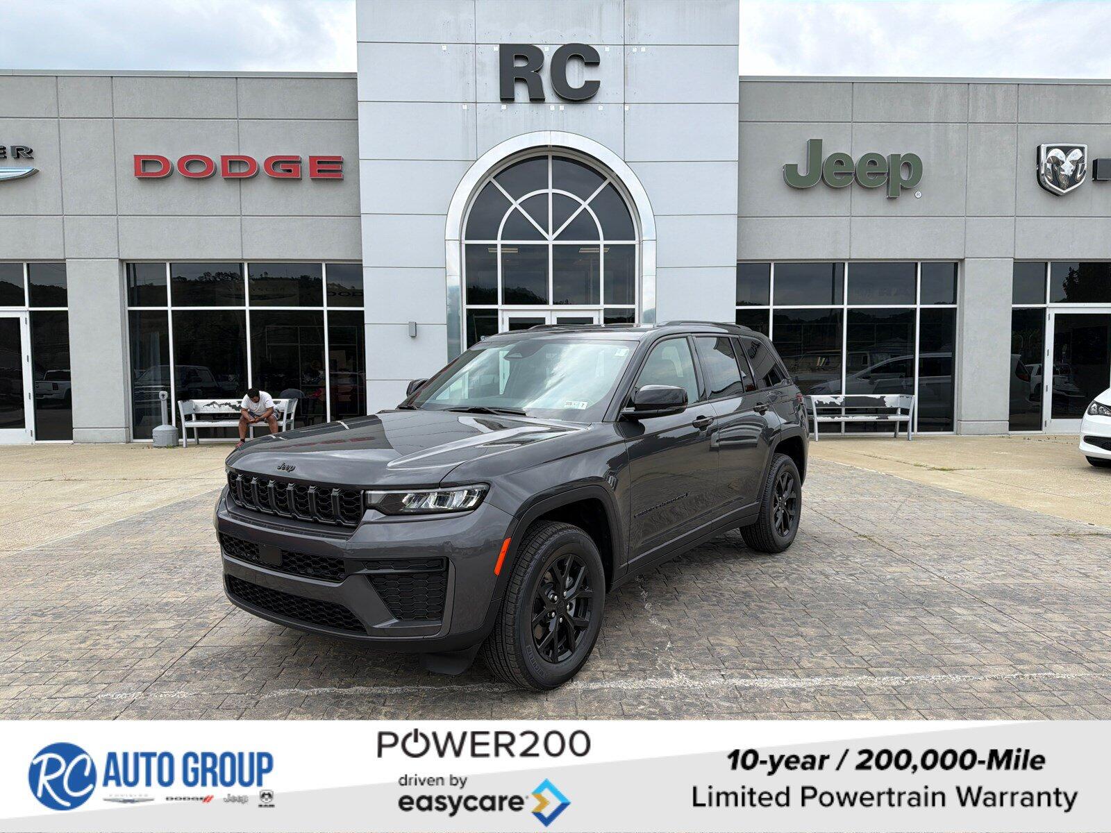 2026 Jeep Grand Cherokee Grand Cherokee Laredo Altitude 4x4
