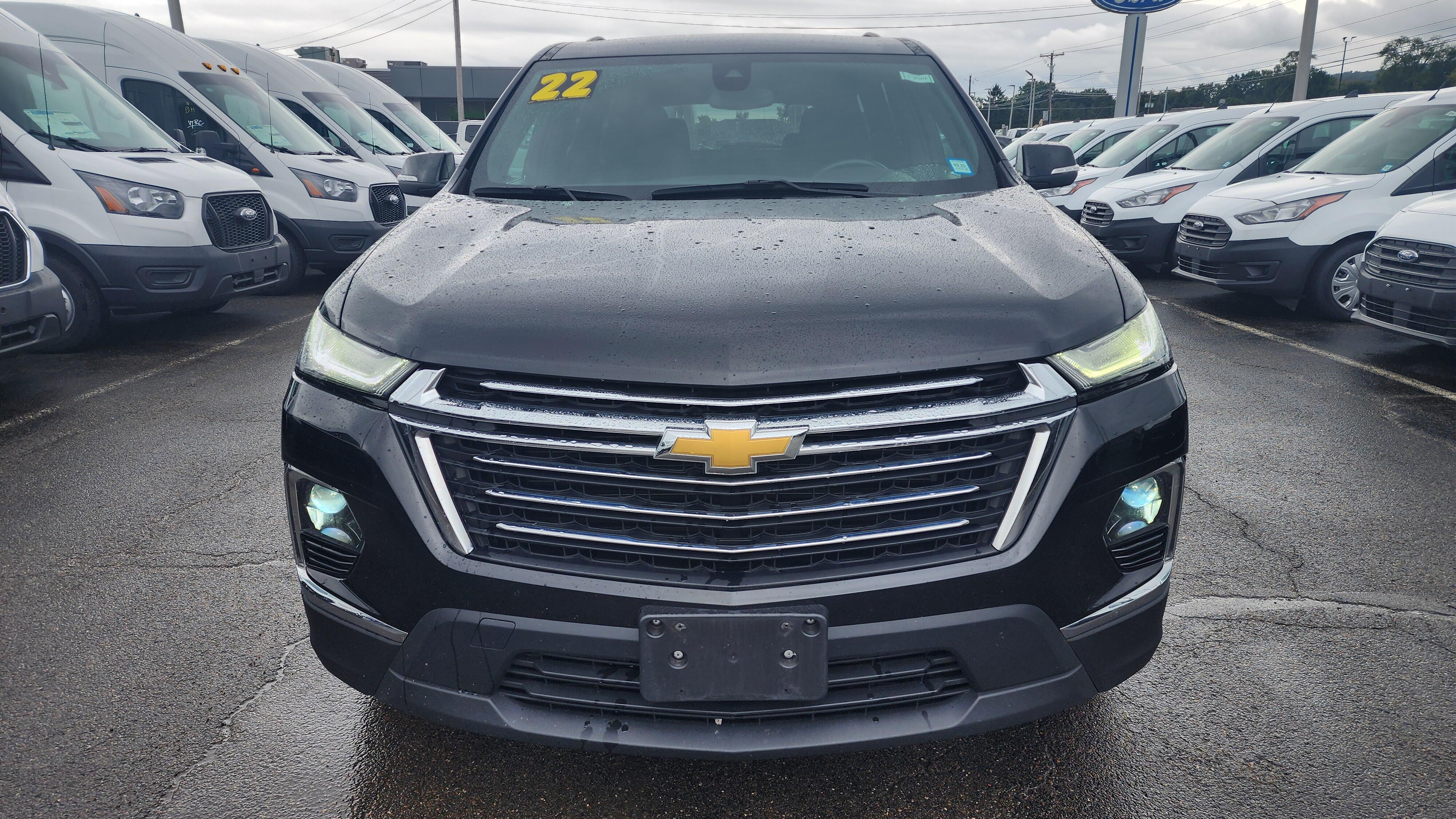 Used 2022 Chevrolet Traverse 1LT with VIN 1GNEVGKW4NJ143138 for sale in Elmira, NY