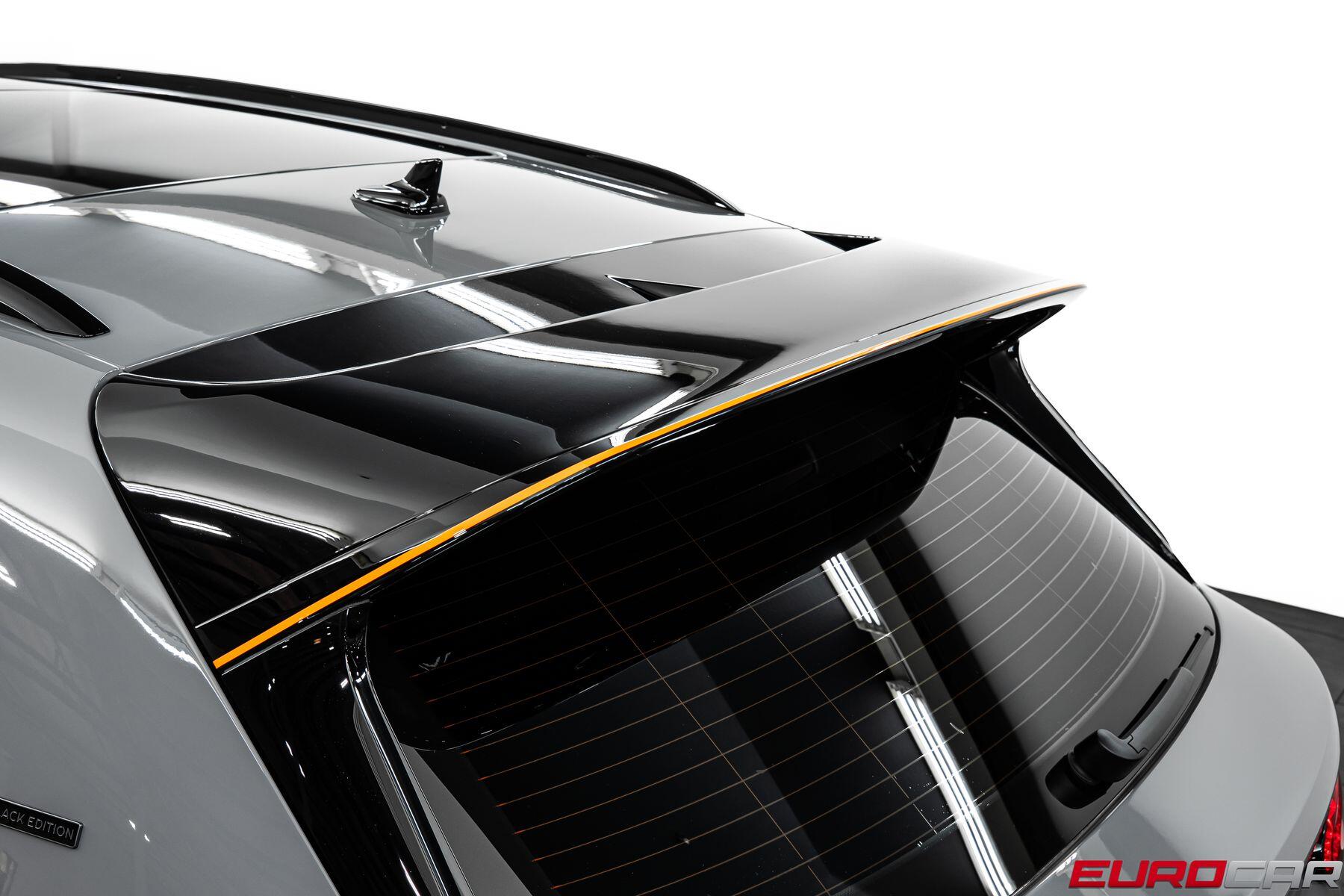 2025 Bentley Bentayga S Black Edition *PANORAMIC SUNROOF*Image 17