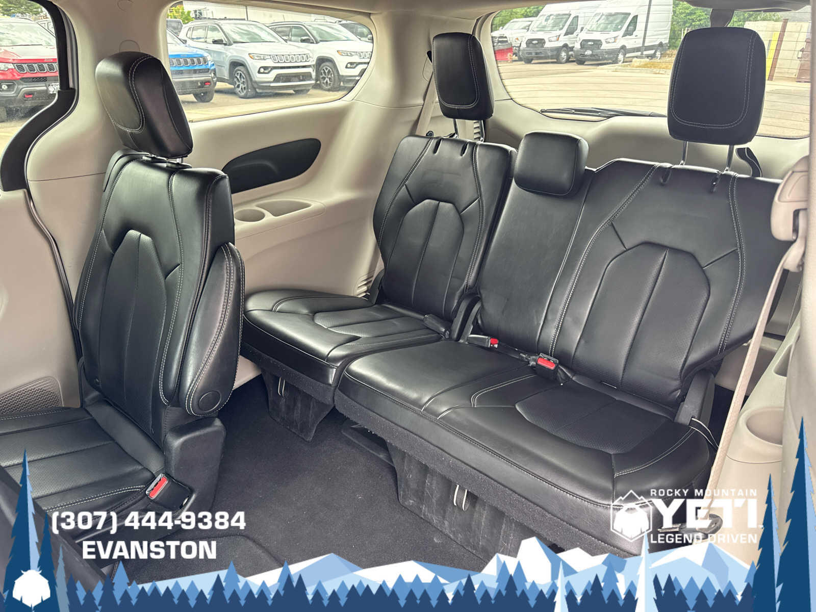 2023 Chrysler Pacifica Touring L - Photo 20