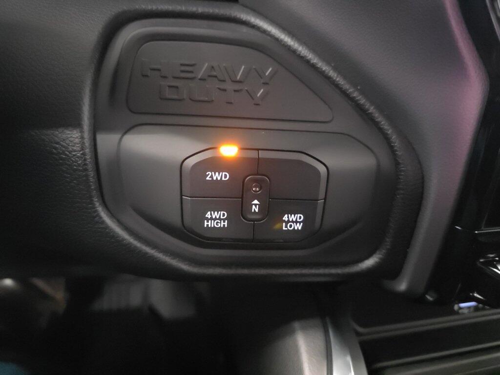 2026 RAM 3500 Laramie - Photo 21