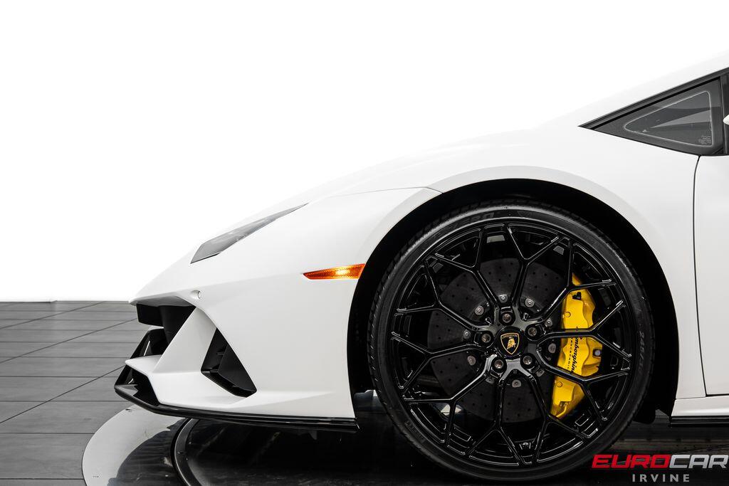 2022 Lamborghini Huracan EVO AWD *FULL ELECTRIC SEATS * FULL MATTE PPF*Image 14