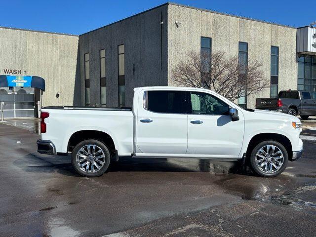 Used 2025 Chevrolet Silverado 1500 LTZ with VIN 2GCUKGED8S1133581 for sale in Luverne, Minnesota