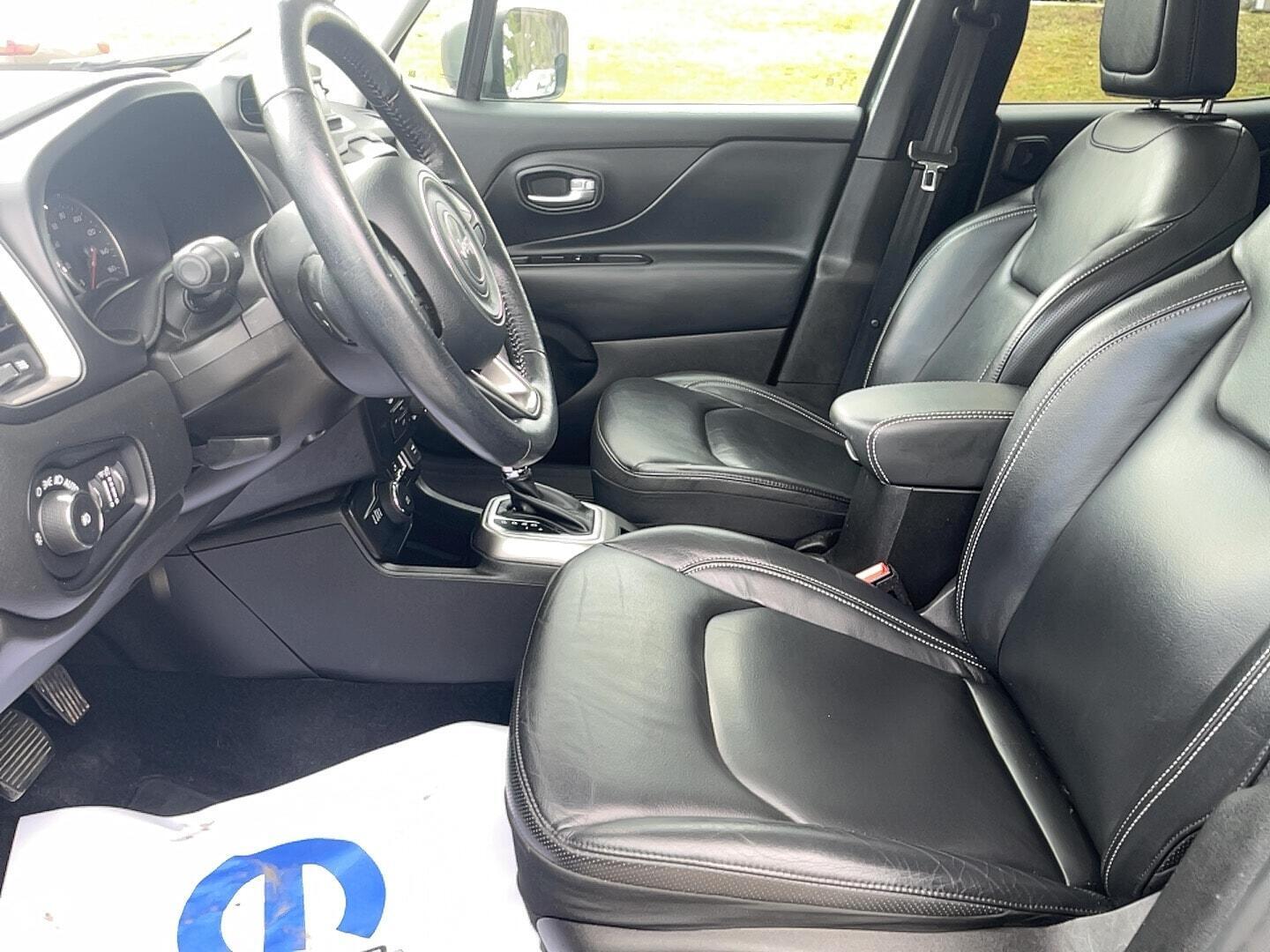 2021 Jeep Renegade Limited - Photo 12