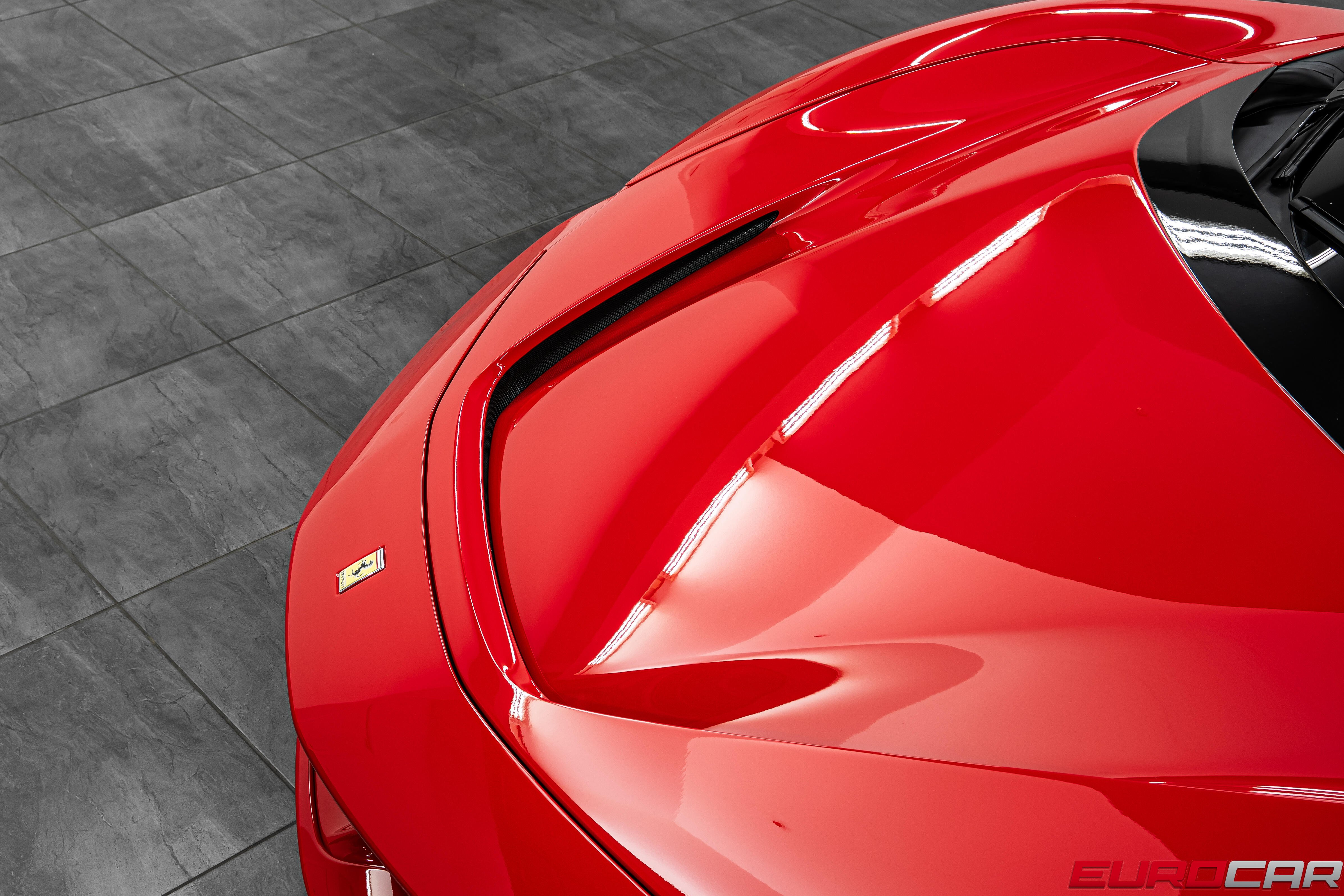 2023 Ferrari SF90 Stradale *CARBON STEERING WHEEL * FULL ELECTRIC SEATS*Image 9