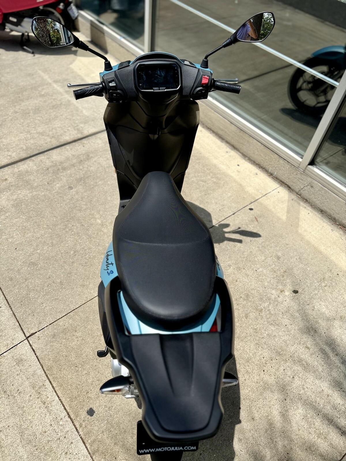 New 2025 PIAGGIO LIBERTY 50 S 