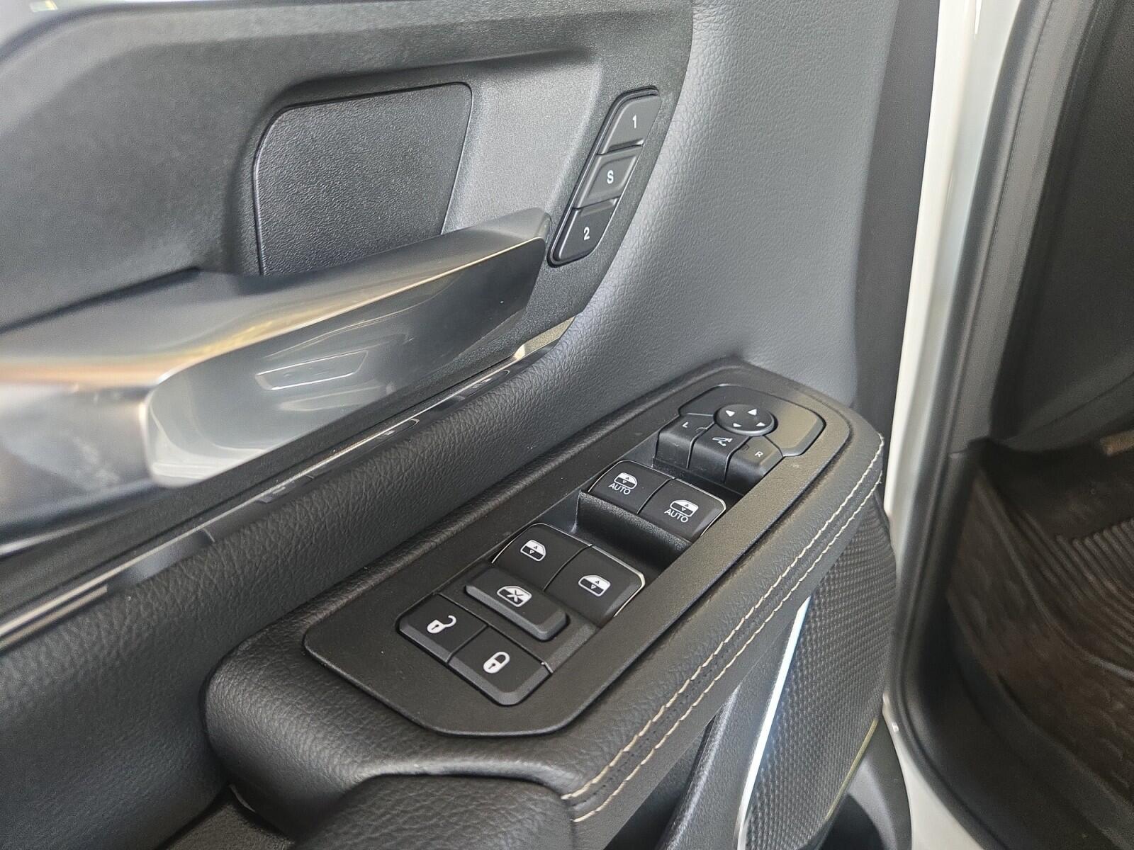 2026 RAM 1500 Laramie - Photo 19