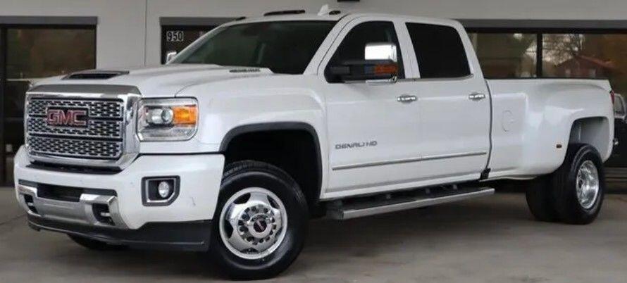 2019 GMC Sierra 4WD Crew Cab Long Box Denali's photo