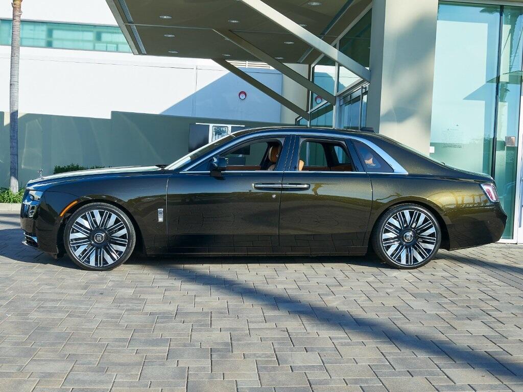 2026 Rolls Royce Ghost RR photo 3
