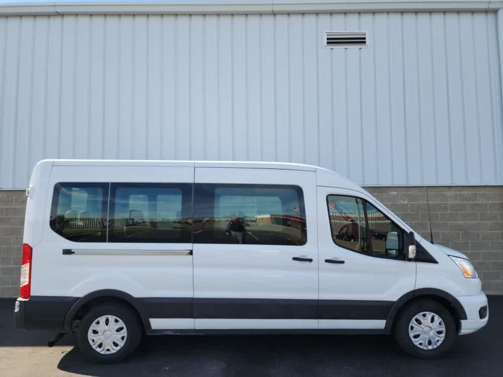 Used 2022 Ford Transit Passenger Van XLT with VIN 1FBAX2C82NKA19887 for sale in Wilmington, OH