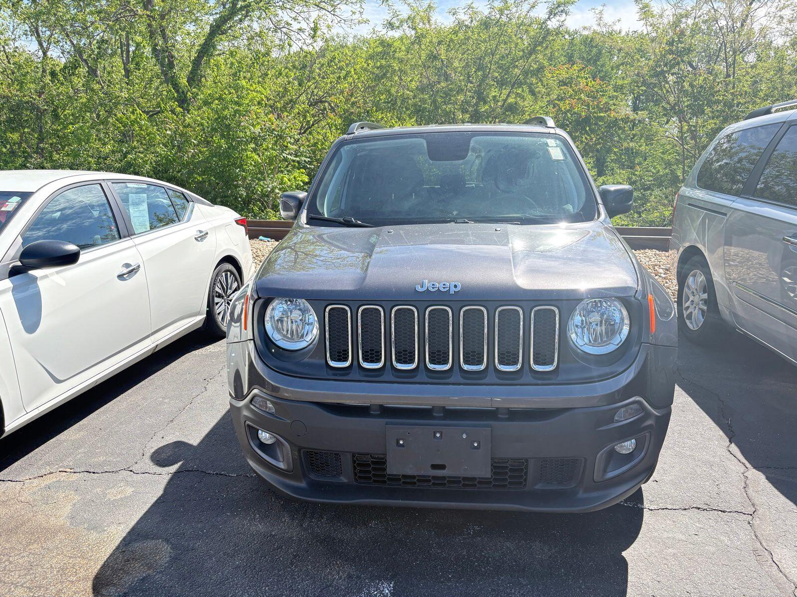 Used 2018 Jeep Renegade Latitude with VIN ZACCJBBB5JPJ32944 for sale in Petersburg, IL