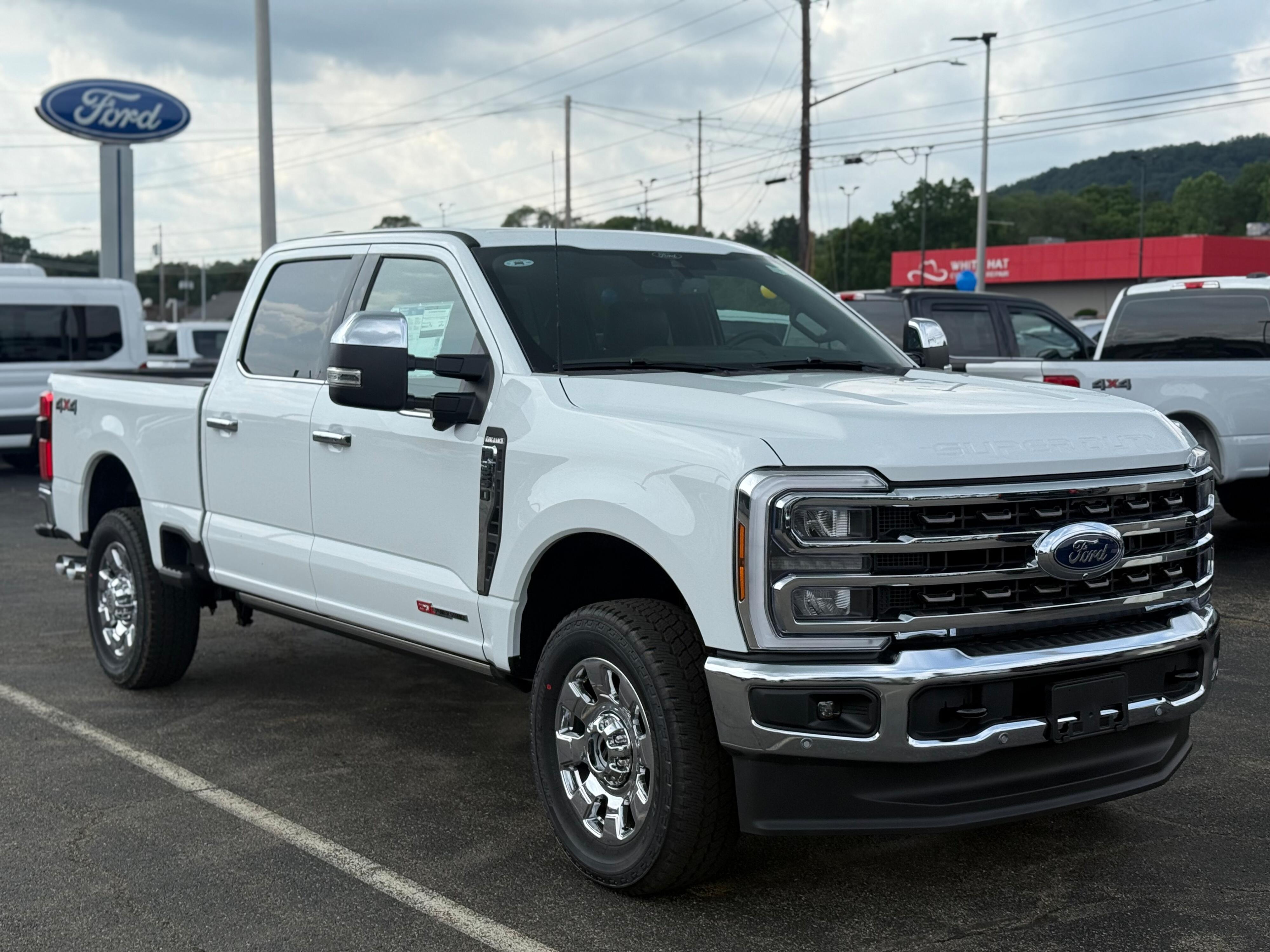 2025 Ford F350 SUPER DUTY King Ranch