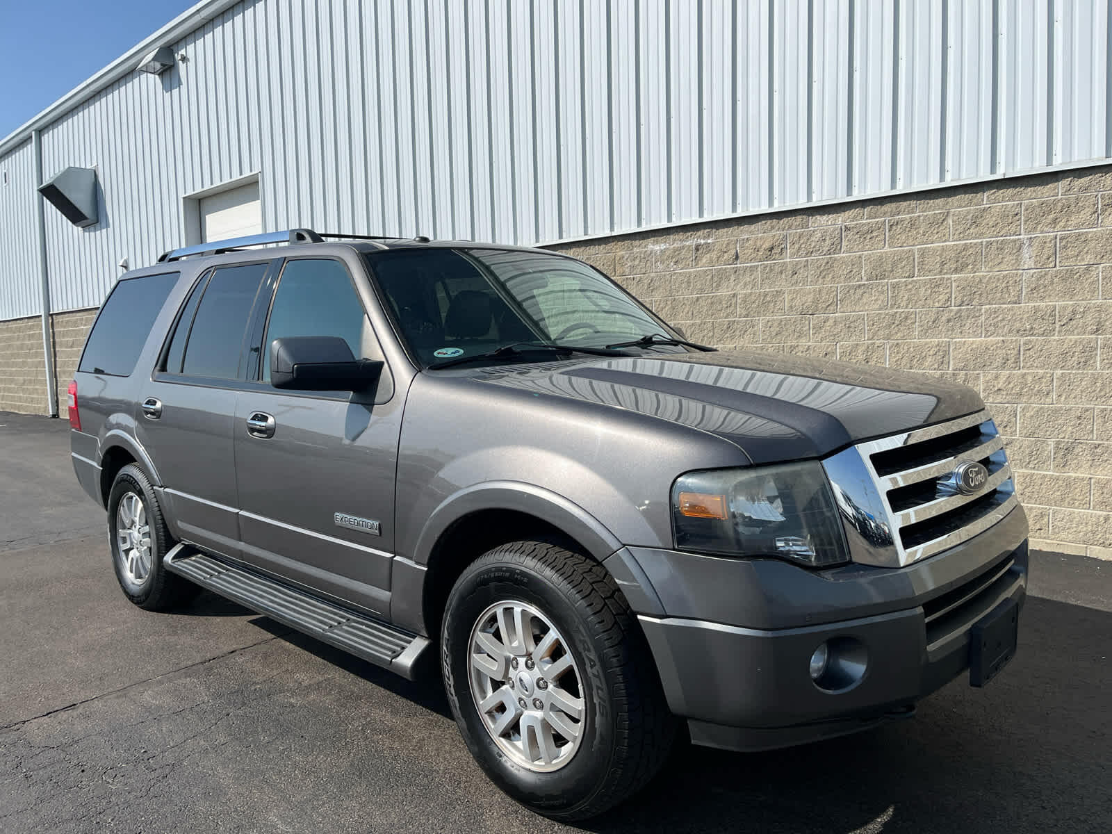 Used 2014 Ford Expedition Limited with VIN 1FMJU2A58EEF64273 for sale in Wilmington, OH